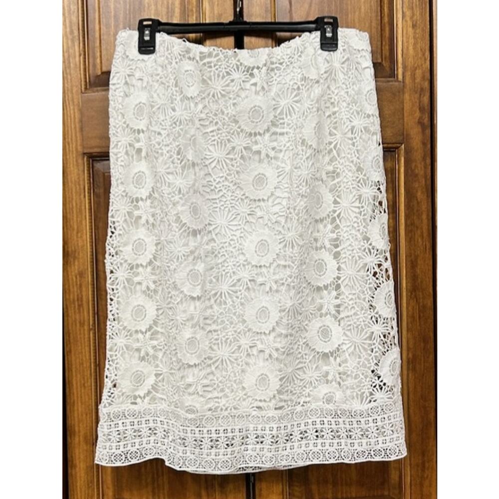 Cato White Large Lace over White Lining Skirt - Picture 1 of 4